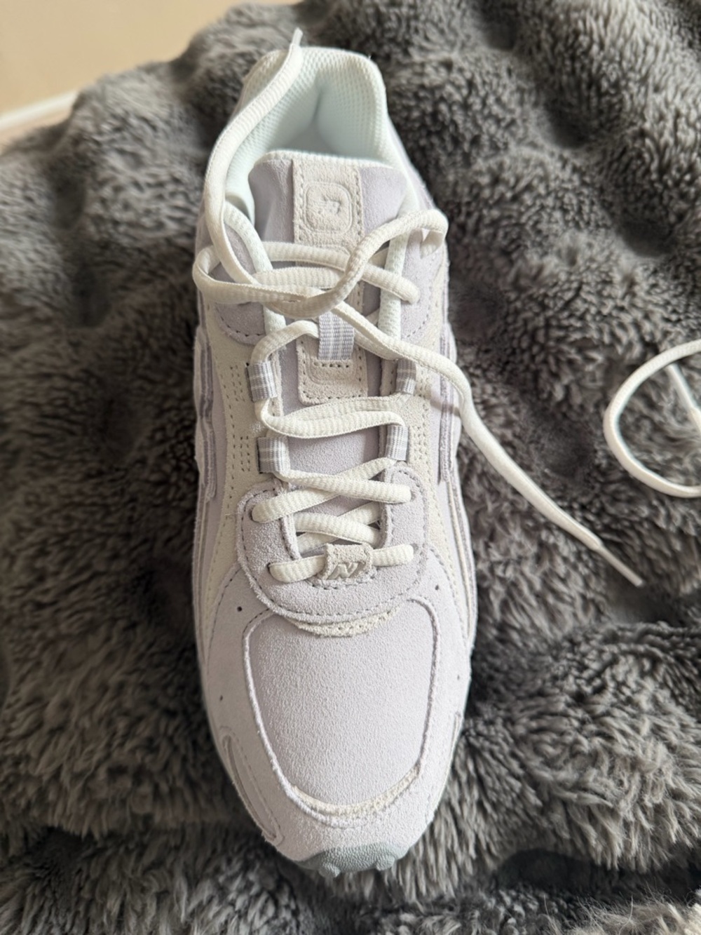 New Balance 204 L - Picture 2 of 4